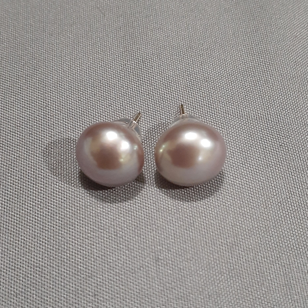 Pink freshwater pearl earrings